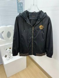 Picture of Versace Jackets _SKUVersaceM-3XL12yx0213765